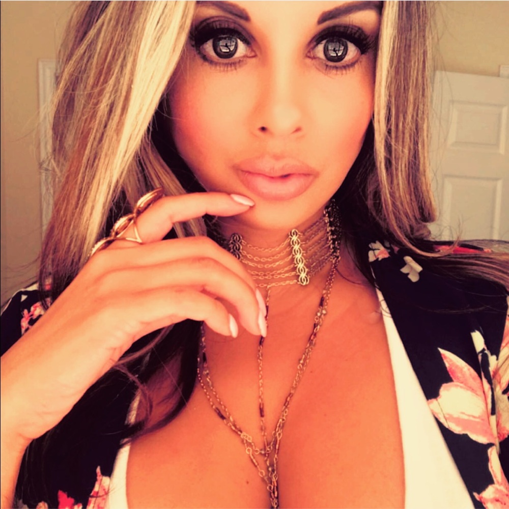 Meet your Posher, Judith